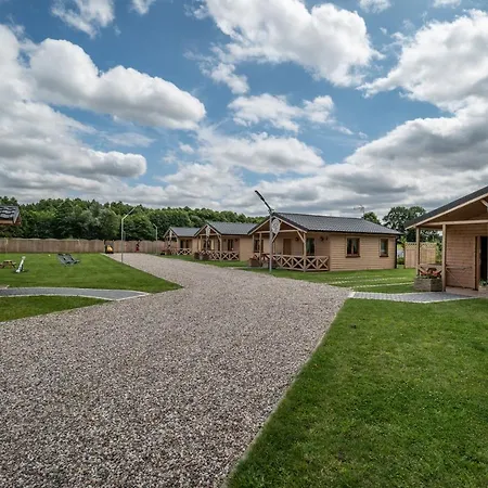 بيت خشبي Osada Trzy Siostry